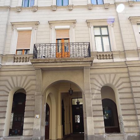 Casa Nora Otel Budapeşte Dış mekan fotoğraf